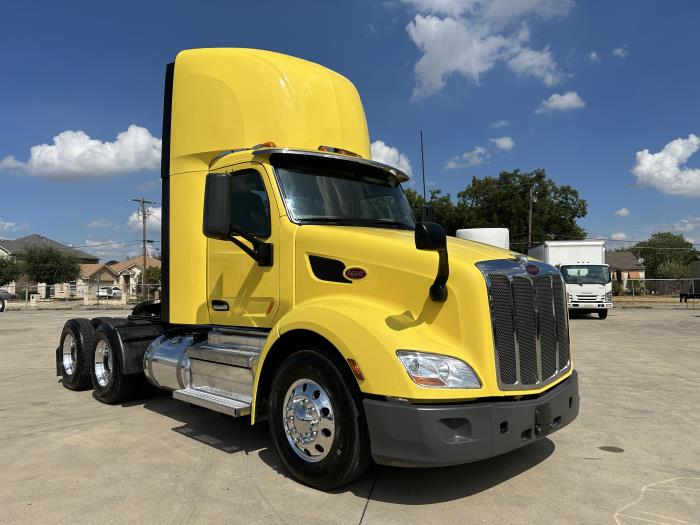 2021 Peterbilt 579-3