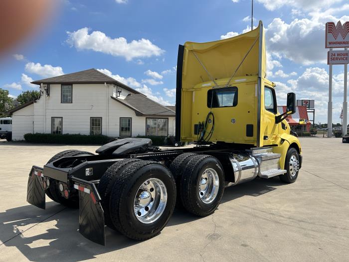 2021 Peterbilt 579-5