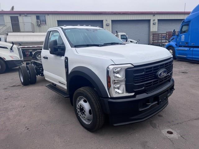 2024 Ford F-550-2