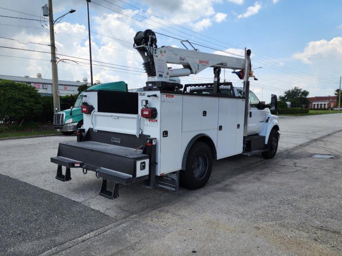 2024 Ford F-750-7