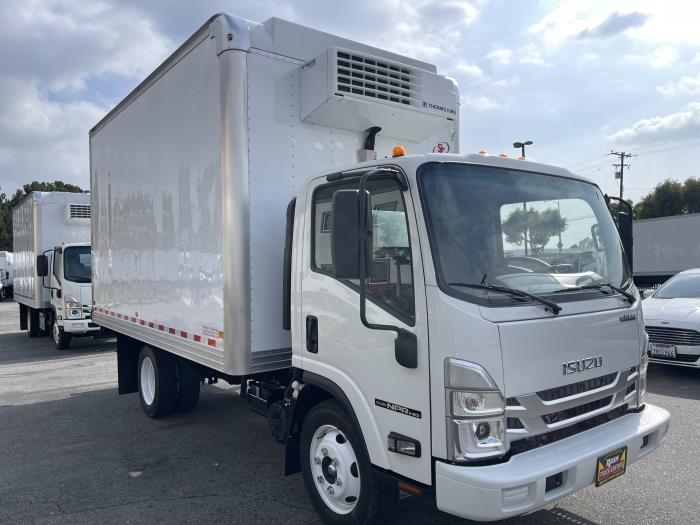 2024 Isuzu NPR-HD-6