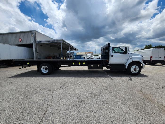 2024 Ford F-650-4