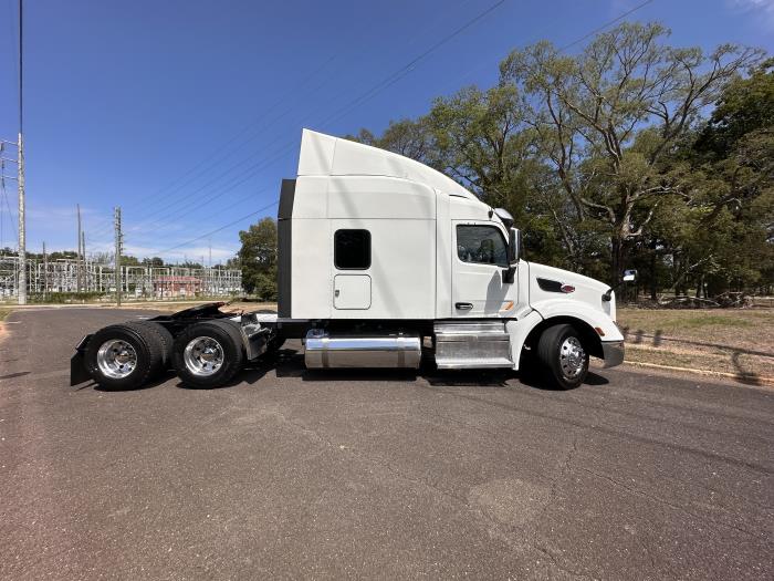 2020 Peterbilt 579-7