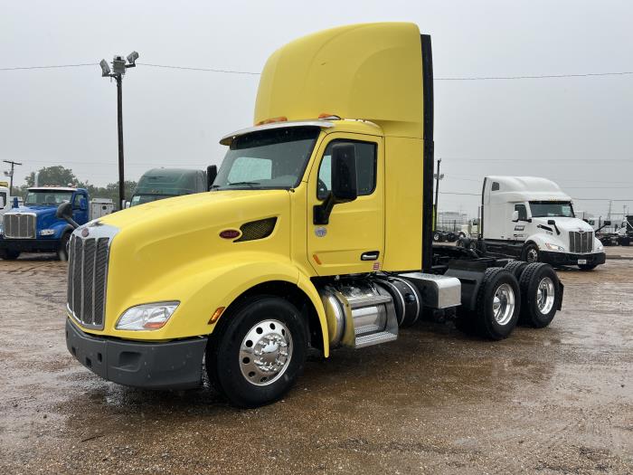 2021 Peterbilt 579-1