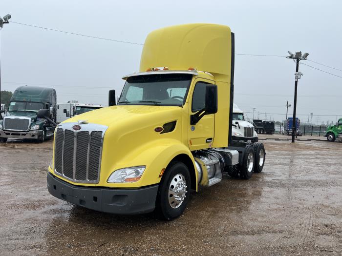 2021 Peterbilt 579-16