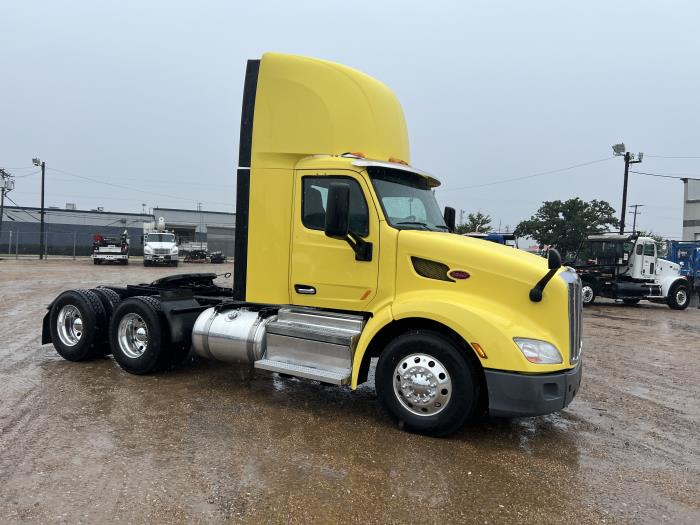 2021 Peterbilt 579-22