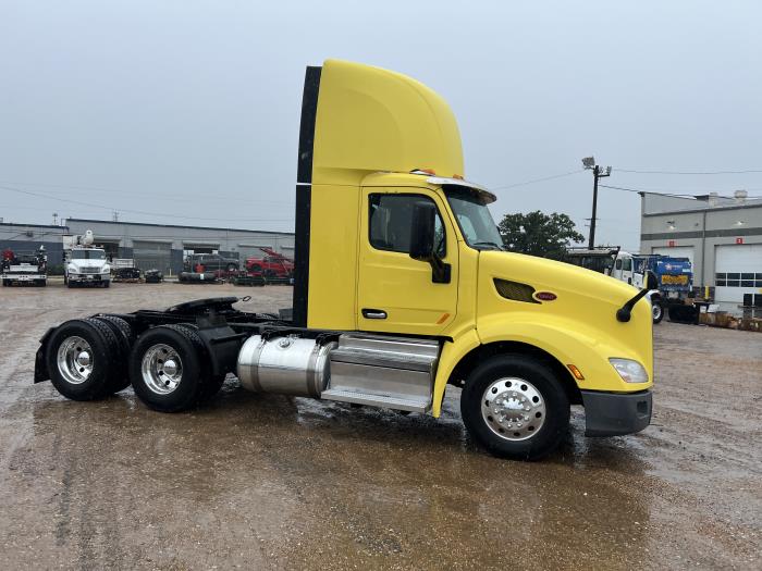 2021 Peterbilt 579-23