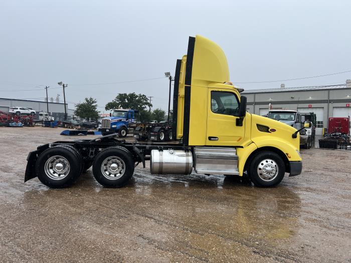 2021 Peterbilt 579-25