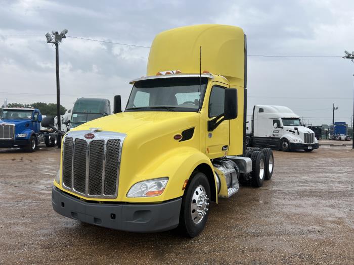 2021 Peterbilt 579-17