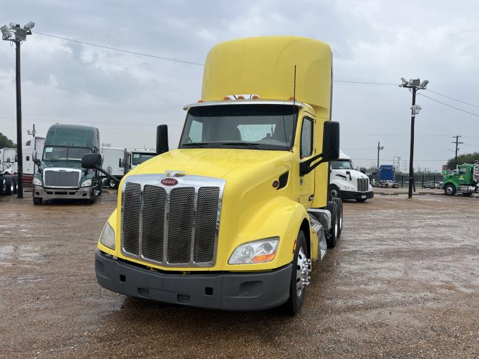 2021 Peterbilt 579-18