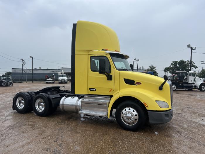 2021 Peterbilt 579-23