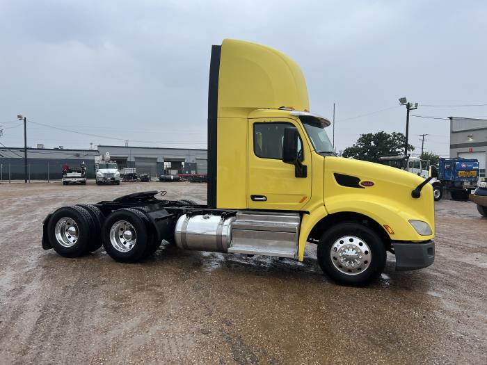 2021 Peterbilt 579-24