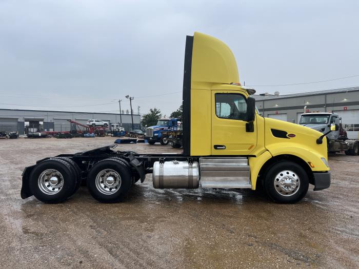 2021 Peterbilt 579-25