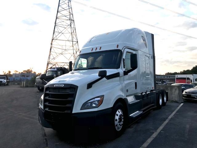 2020 Freightliner Cascadia-4