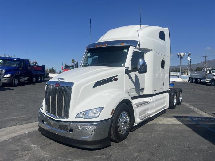 2025 Peterbilt 579-1