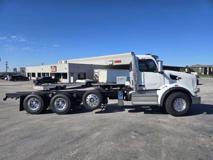 2025 Peterbilt 567-4