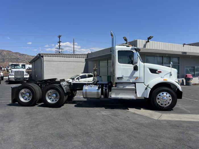 2021 Peterbilt 567-4