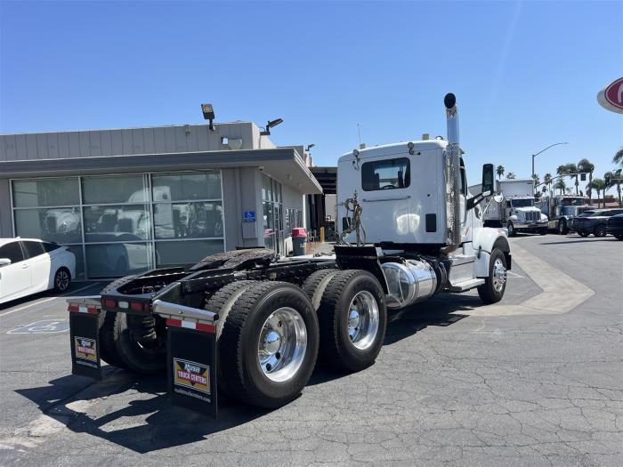 2021 Peterbilt 567-5