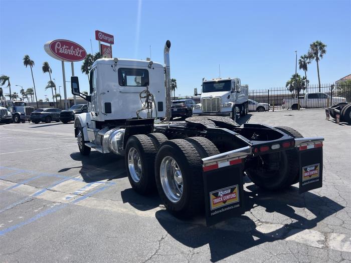 2021 Peterbilt 567-8