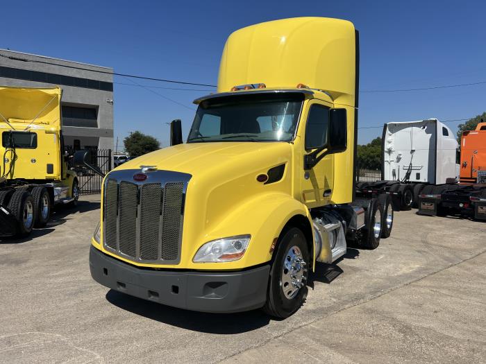 2021 Peterbilt 579-15