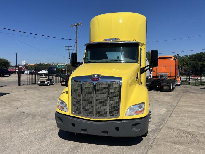 2021 Peterbilt 579-17