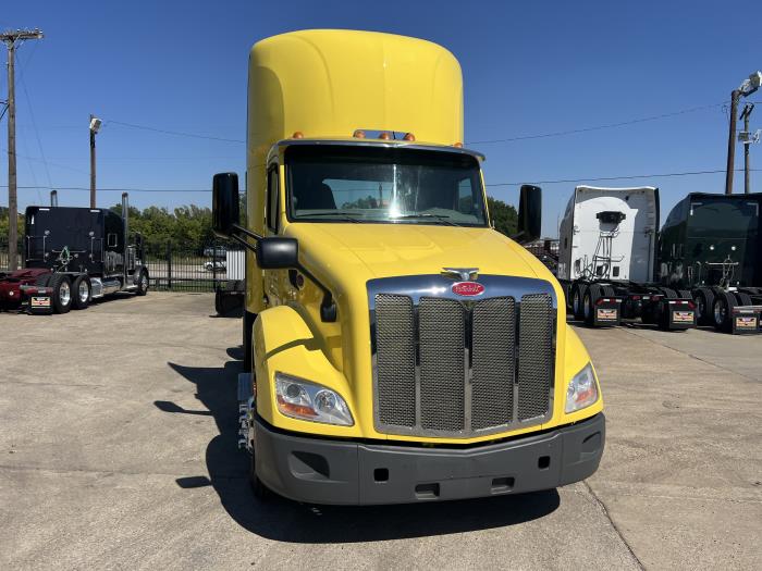 2021 Peterbilt 579-18