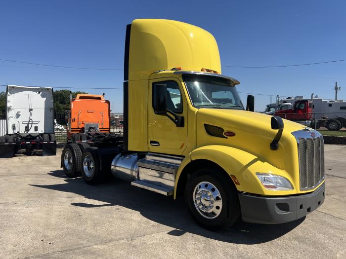 2021 Peterbilt 579-21