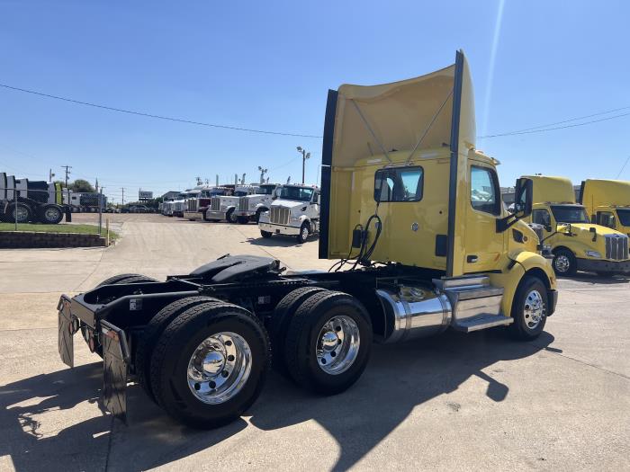 2021 Peterbilt 579-24