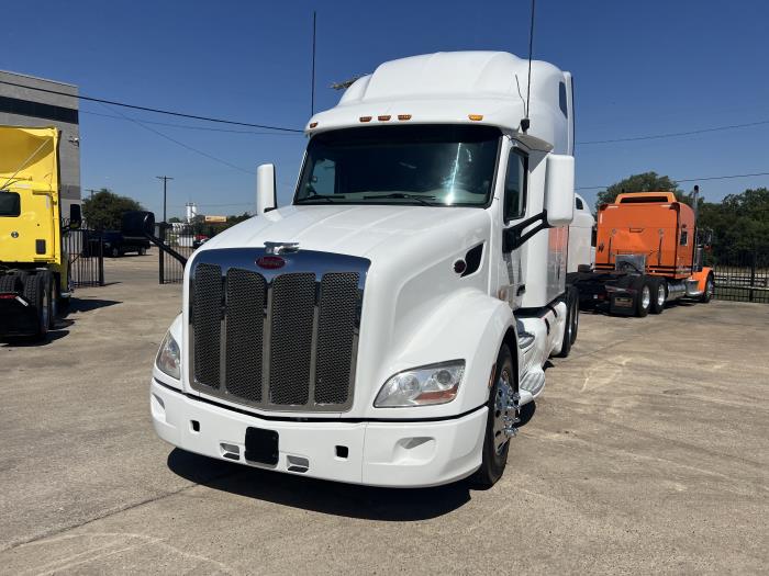 2021 Peterbilt 579-23