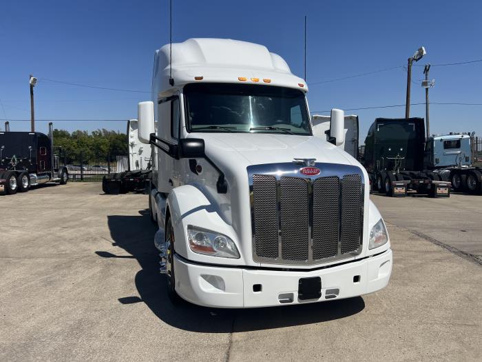 2021 Peterbilt 579-26