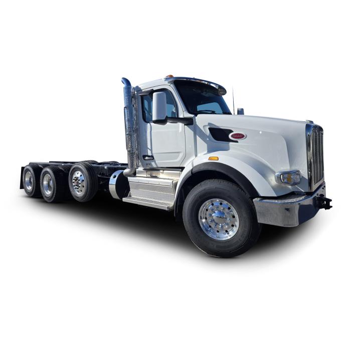 2025 Peterbilt 567-0