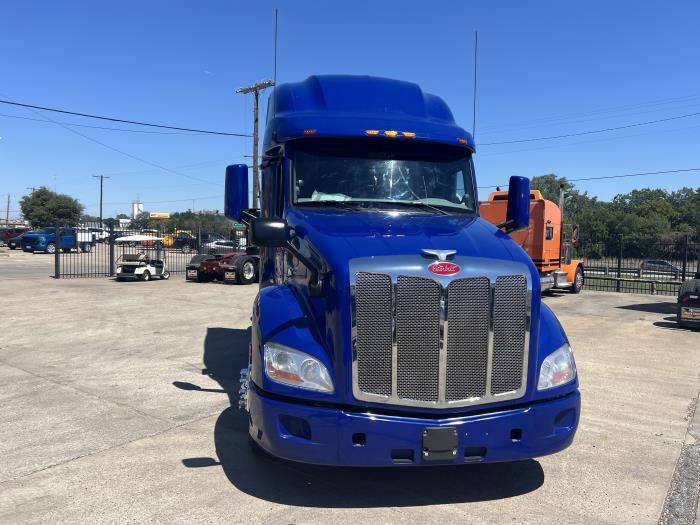 2021 Peterbilt 579-7