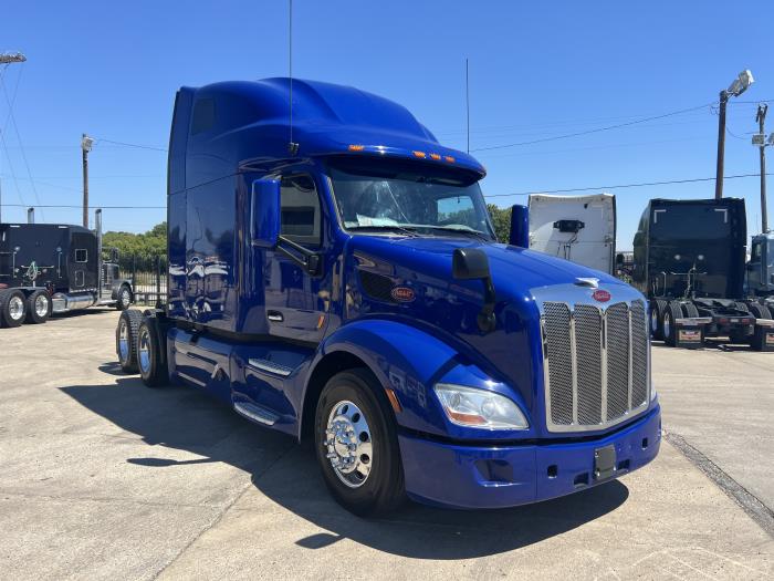 2021 Peterbilt 579-9