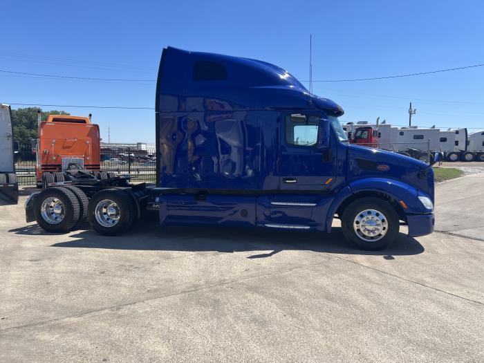 2021 Peterbilt 579-27