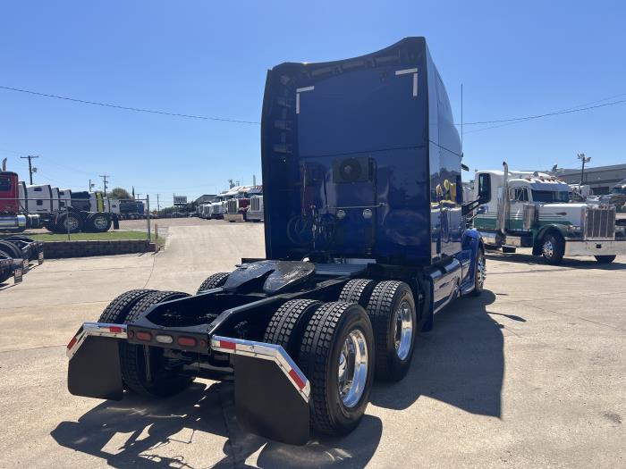 2021 Peterbilt 579-33