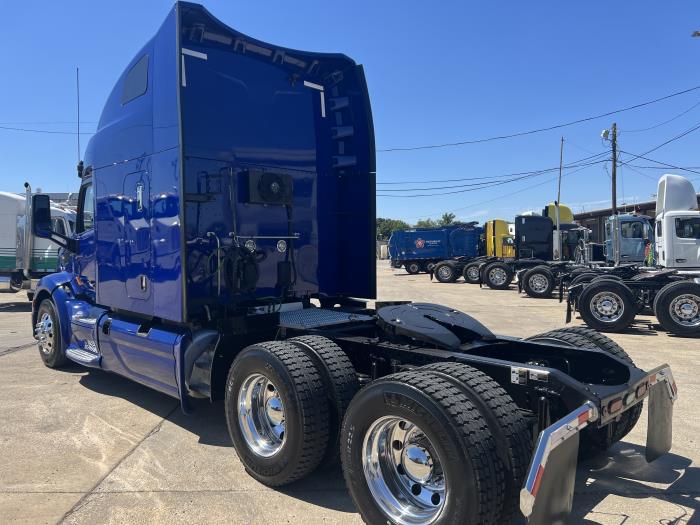 2021 Peterbilt 579-36