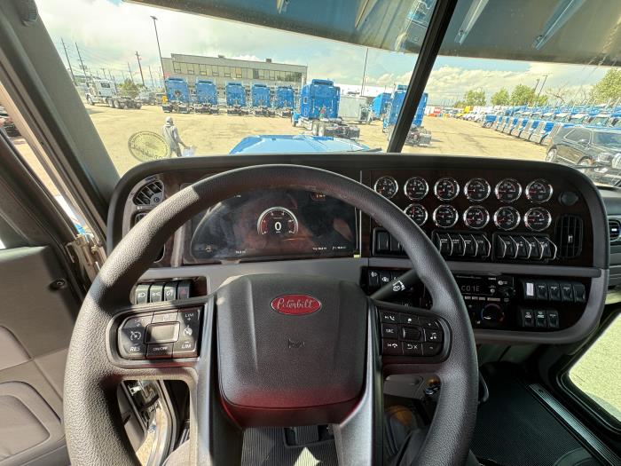 2024 Peterbilt 389-22