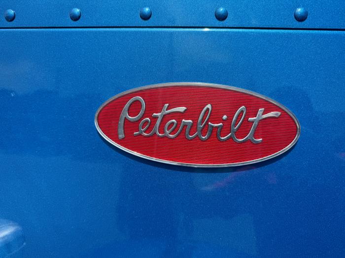 2024 Peterbilt 389-7