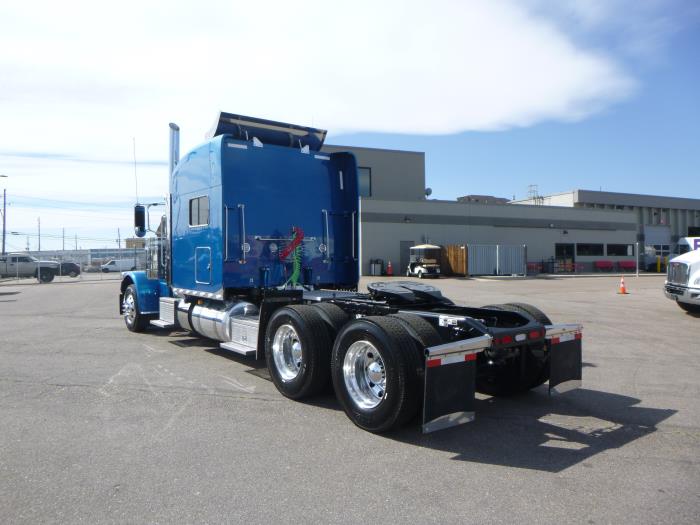 2024 Peterbilt 389-5