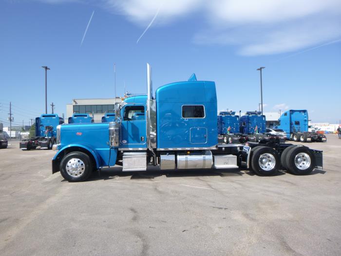 2024 Peterbilt 389-4