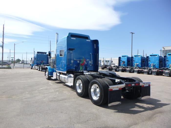 2024 Peterbilt 389-5