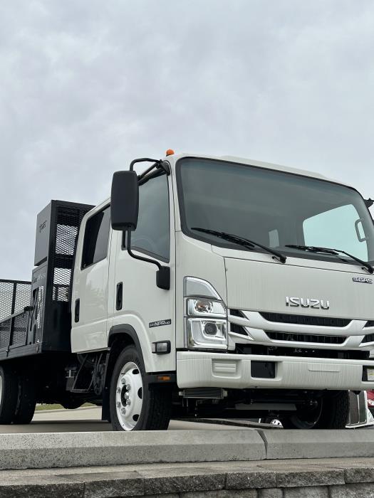 2024 Isuzu NPR-HD-2