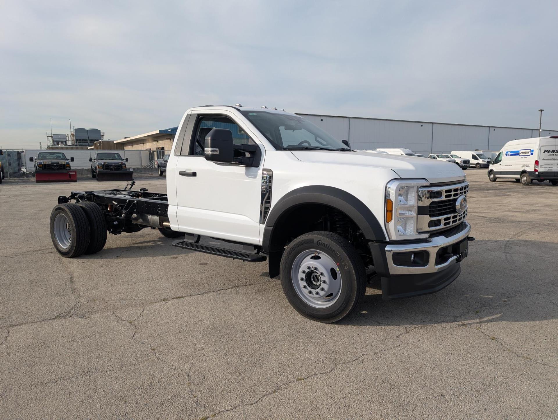 New 2024 Ford F-450 XL Regular Cab 4x4, Cab Chassis for sale #1810072 - photo 3