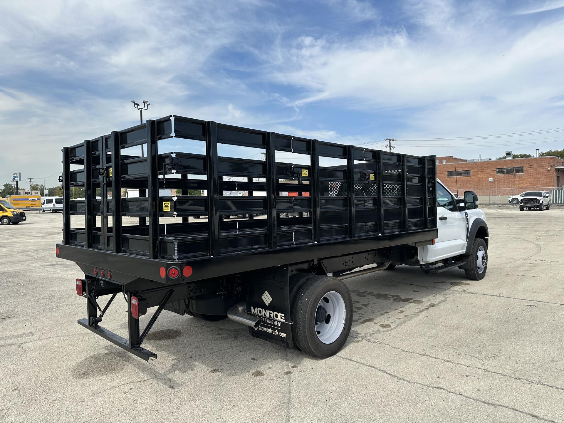 New 2024 Ford F-450 XL Regular Cab 4x4, 14' 6" Monroe Truck Equipment Versa-Line Platform Body Flatbed Truck for sale #1712131 - photo 8