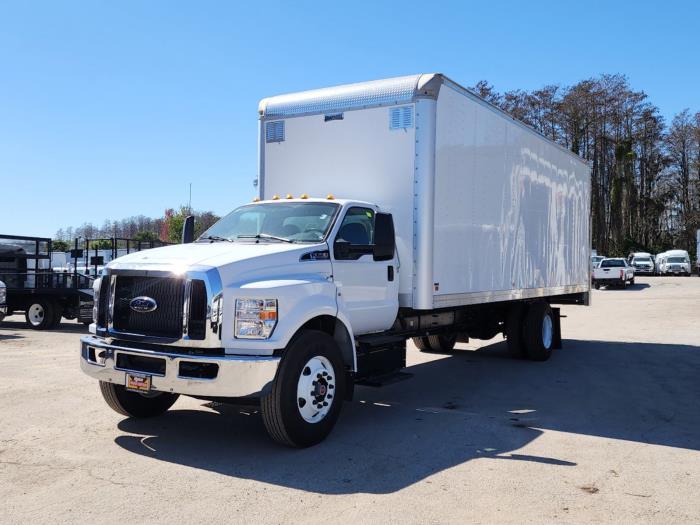 2024 Ford F-750-1