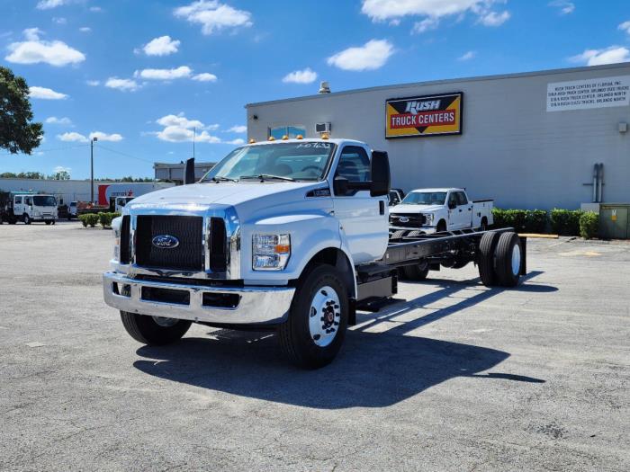 2024 Ford F-750-1