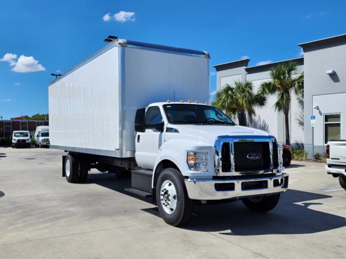 2024 Ford F-750-3