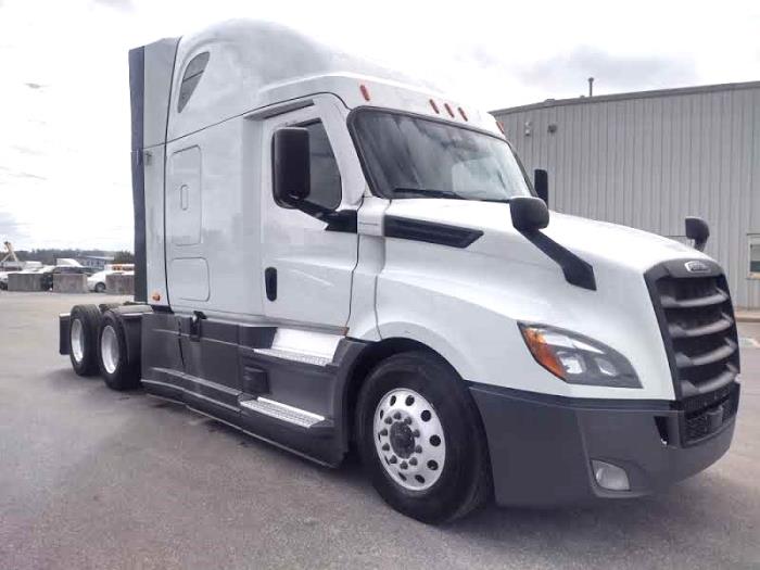 2020 Freightliner Cascadia-4