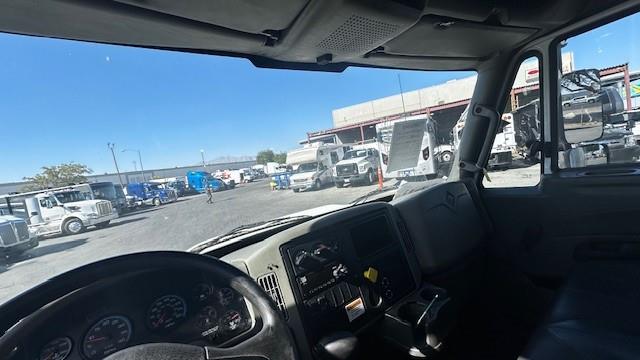 2018 International 4300-8