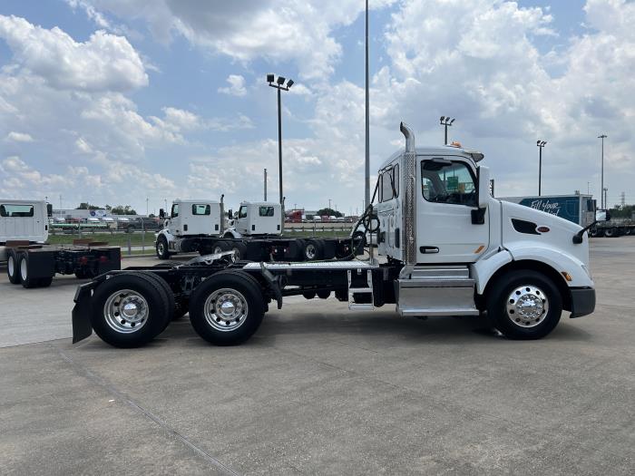 2020 Peterbilt 579-6